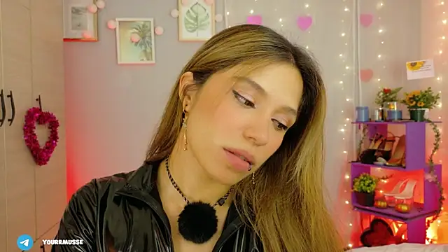 Yourrmuse_'s Webcam Show