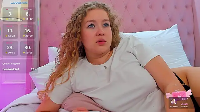CassieRide Live XXX-Chat