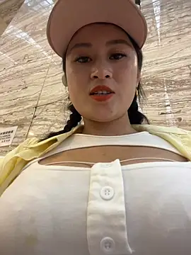 Yolanda9n Live XXX chat