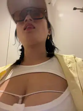 Yolanda9 Chat XXX in diretta