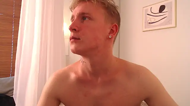 Chatroom XXX en direct de AlexxSweet