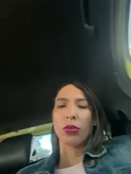 Chat +18 de Niky_777 ao vivo
