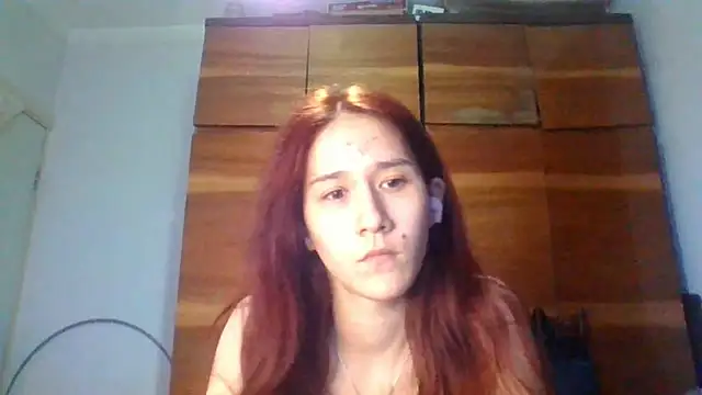 Chatroom XXX en direct de NickiKisinger