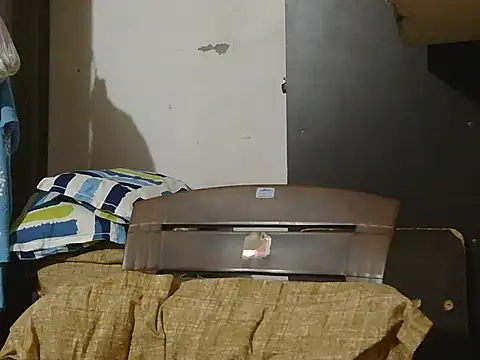 Fuckpussylickass Adlı Modelin Canlı XXX Sohbeti
