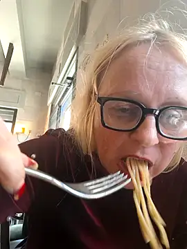 martachatte 라이브 XXX 채팅