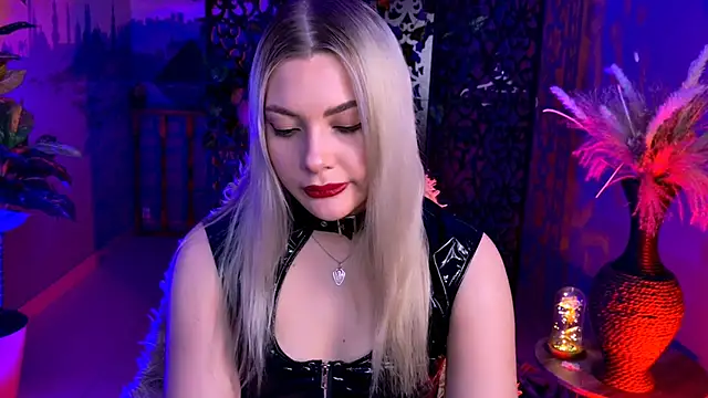 HyileyClark live XXX chat