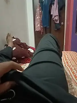 Chat +18 de Desi_Lodo_Gujju_Boy ao vivo