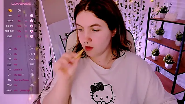 lovelyy_julia Cameră chat live
