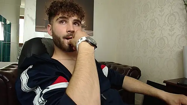 KyloEast Live XXX-Chat