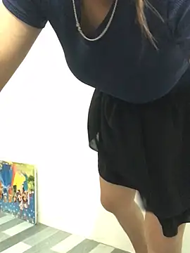Mirra-a 网络视讯表演