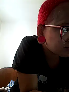 xblackstarX1 Adlı Modelin Canlı XXX Sohbeti