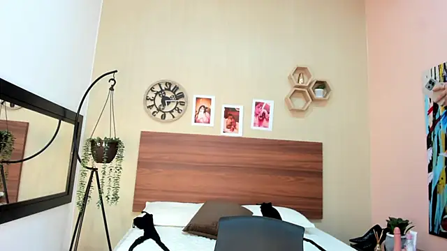 MillaGrey – Naživo XXX chat