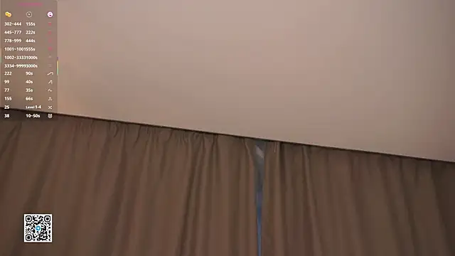 XXX chat uživo modela ElmaSmallman