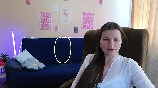 Mirabelle_Velvet's Live XXX Chat