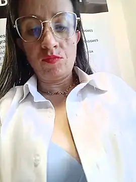 Chat +18 de Valentina--1 ao vivo