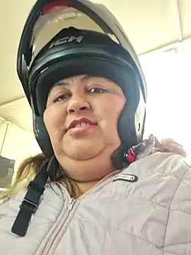 Webkamerová show curvy_diva_
