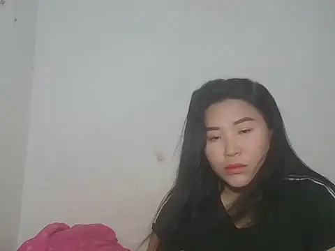XXX chat uživo modela Zyeiii
