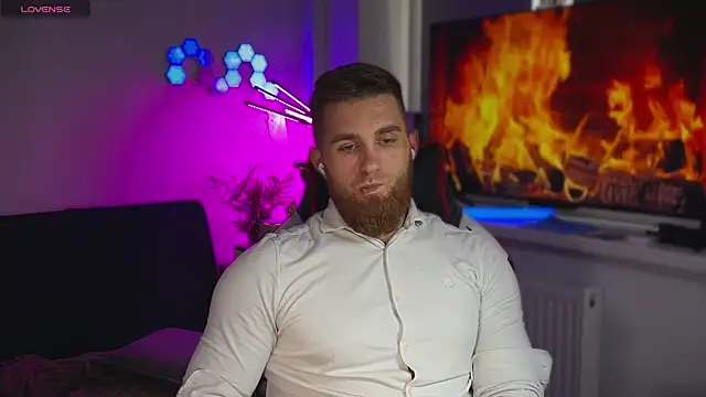 XXX chat uživo modela Sweeet__boy