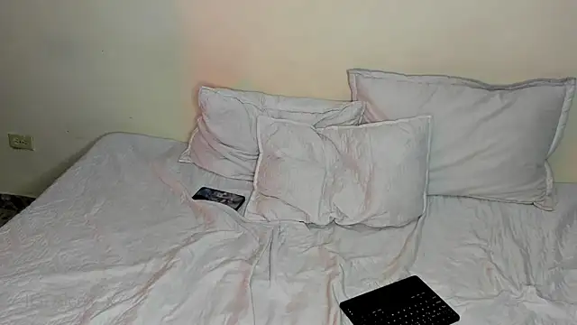 Alice_fox__-'s Live XXX Chat