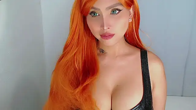 adreana_69 网络视讯表演