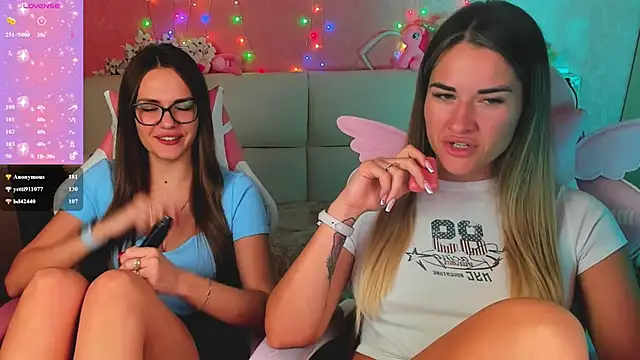Show Webcam de hotty_girls_here