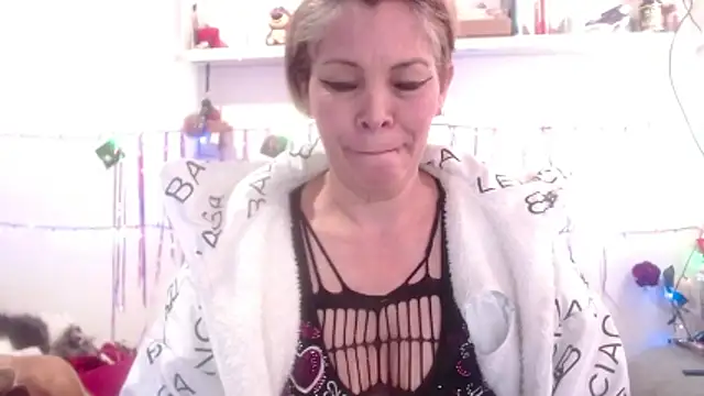 electra-mommy's Webcam Show