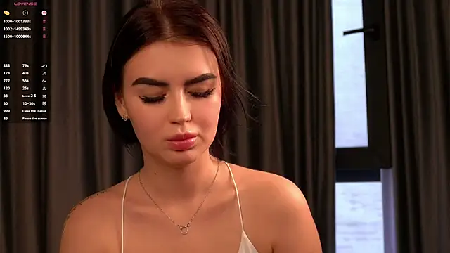 CorinaYurt Chat XXX in diretta