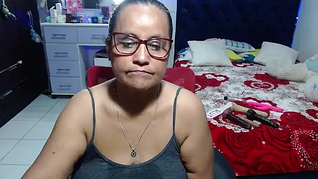 pervert_mommy_: онлайн-секс-чат