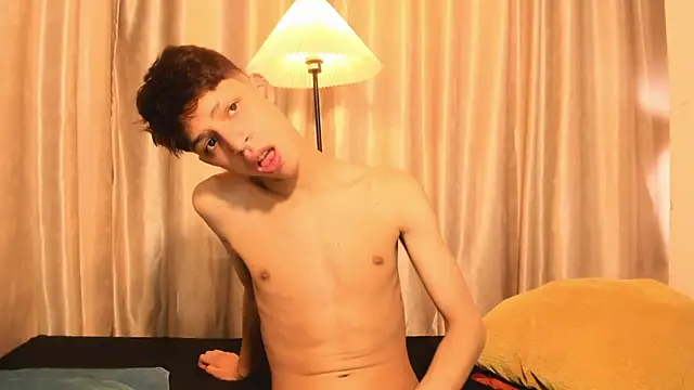 Вебкам-шоу Ethan_qop