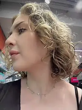 KellyKeler's Live XXX Chat