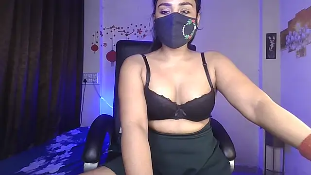 Black-Pearll Live XXX-Chat