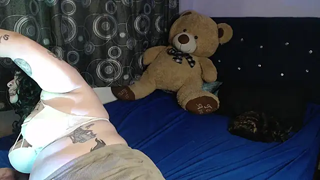 Онлайн чат XXX ANGELIQUE_KLANE