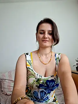 Nika_aa লাইভ XXX চ্যাট