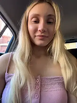 XXX chat uživo modela Pink_Kiss
