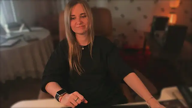 MiaSparkes' Live XXX Chat