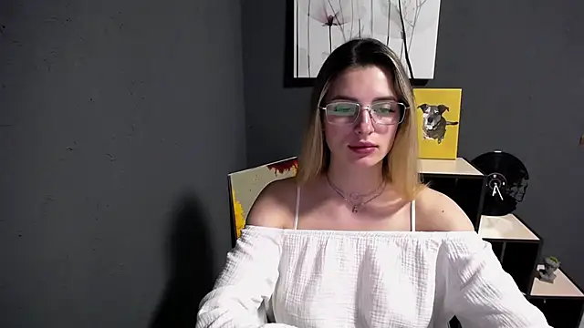 Chatroom XXX en direct de lady_olivia_