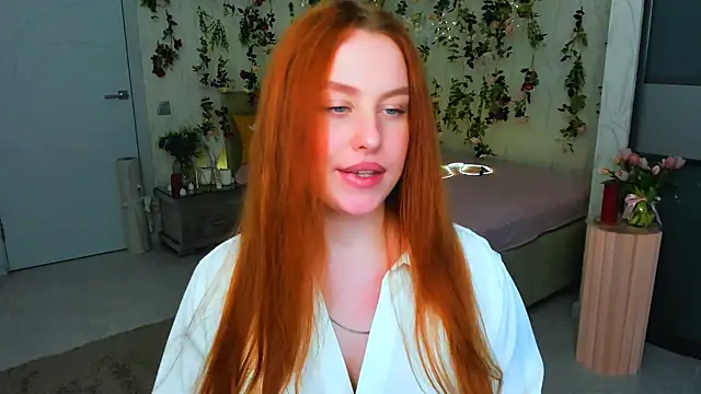 AirySilhouette Chat XXX live