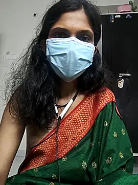 Shivani2002 Live XXX Chat