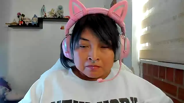 Shaddycute_のライブXXXチャット