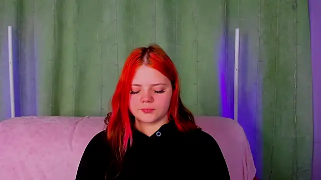 KellyFiery: онлайн-секс-чат