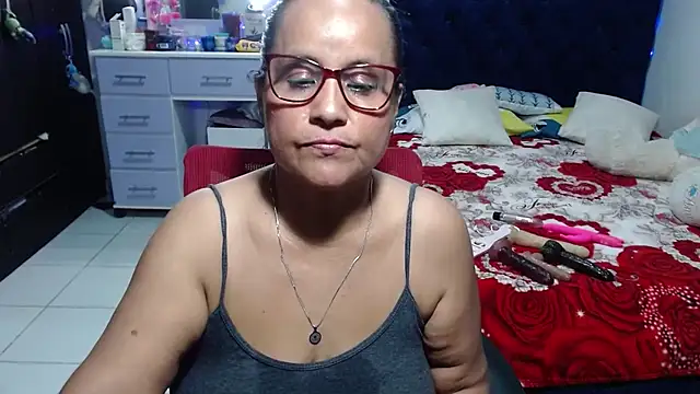 pervert_mommy_ Chat XXX in diretta