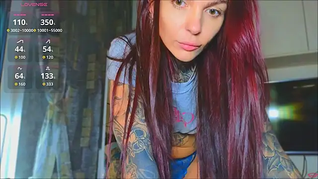 tattooedBabyy Chat XXX in diretta