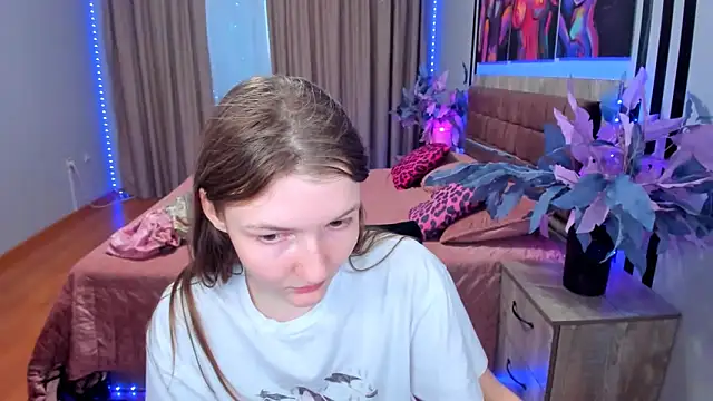 NikaRain Chat XXX in diretta