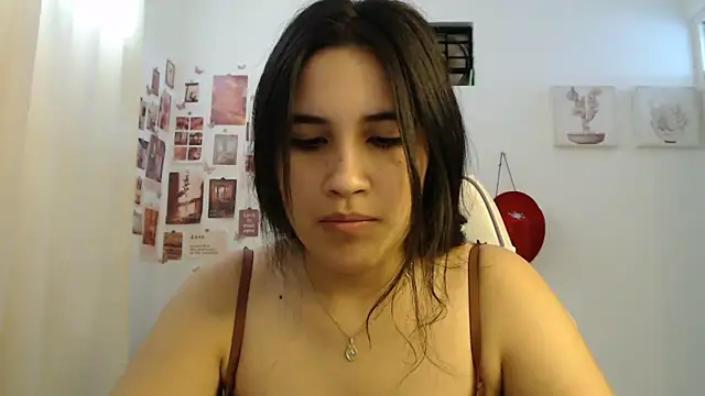 InocentHeaven1's Live XXX Chat