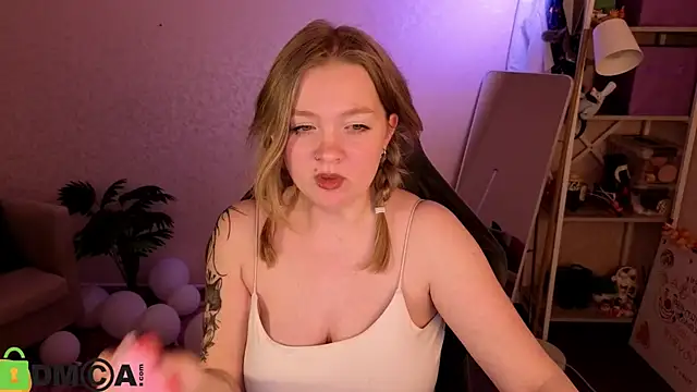 XXX chat uživo modela Margo_Ring