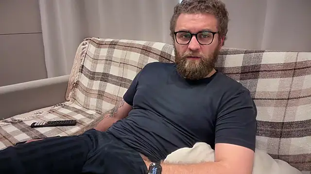 Bear_bear_ webkamerás műsora