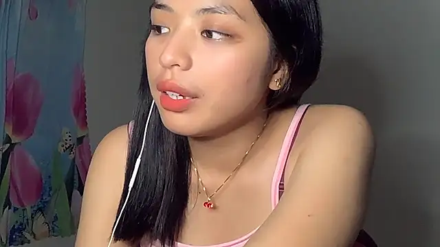Chat XXX en directo de DorothaFranchini