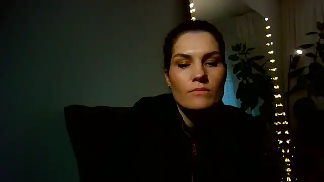 Ms-Lust1- Chat XXX in diretta