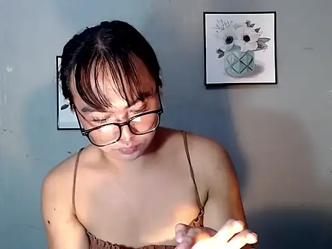 Asianblk_barbiedoll 网络视讯表演