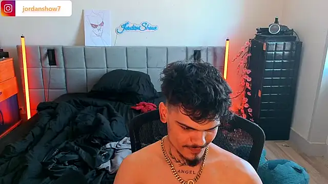 JordanShow লাইভ XXX চ্যাট